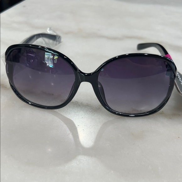 Foster Grant Accessories - Foster Grant Black and Purple Sunglasses